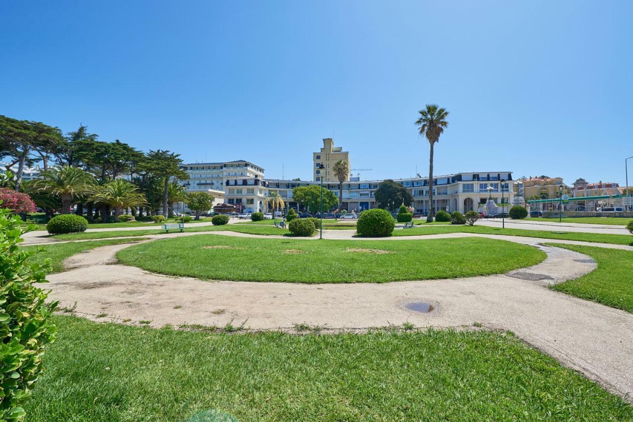 Beachfront Cascais,Estoril Apartment Exterior photo